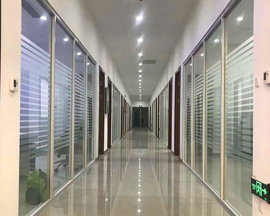 全铝玻璃隔断价格