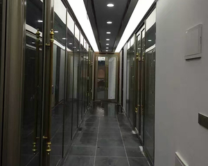 Glass Partition Pictures